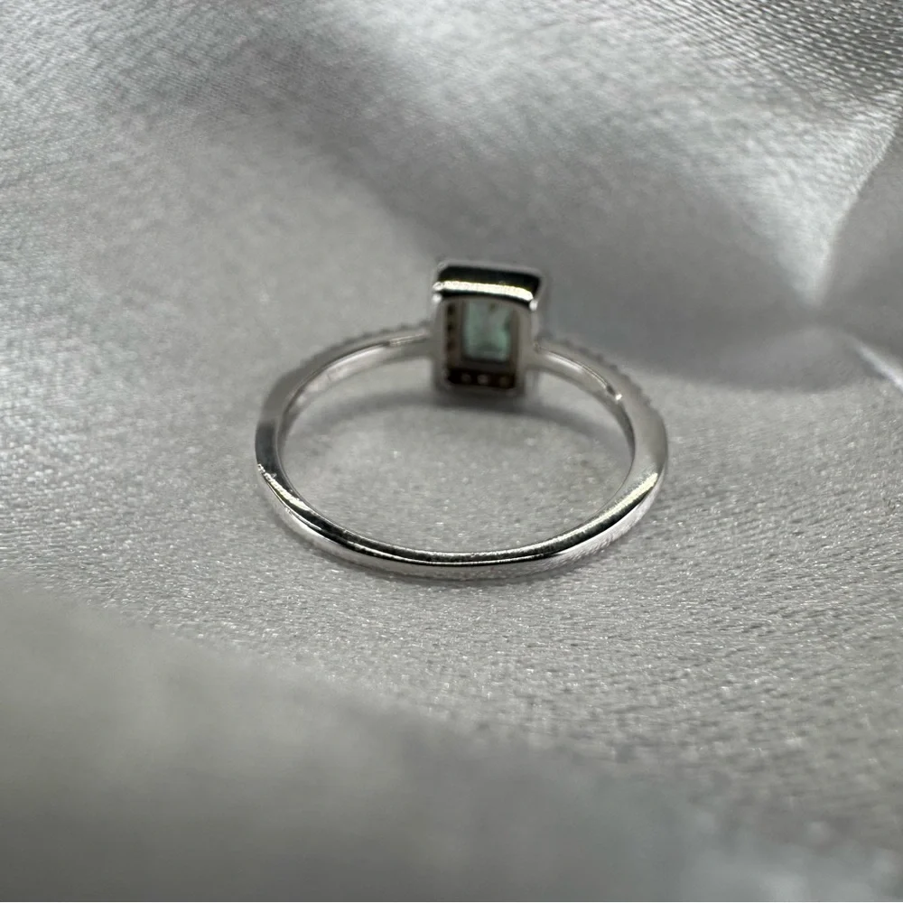 925 Sterling Silver Rhodium CZ mystic topaz Ring w/ polishing cloth Size 6 NEW